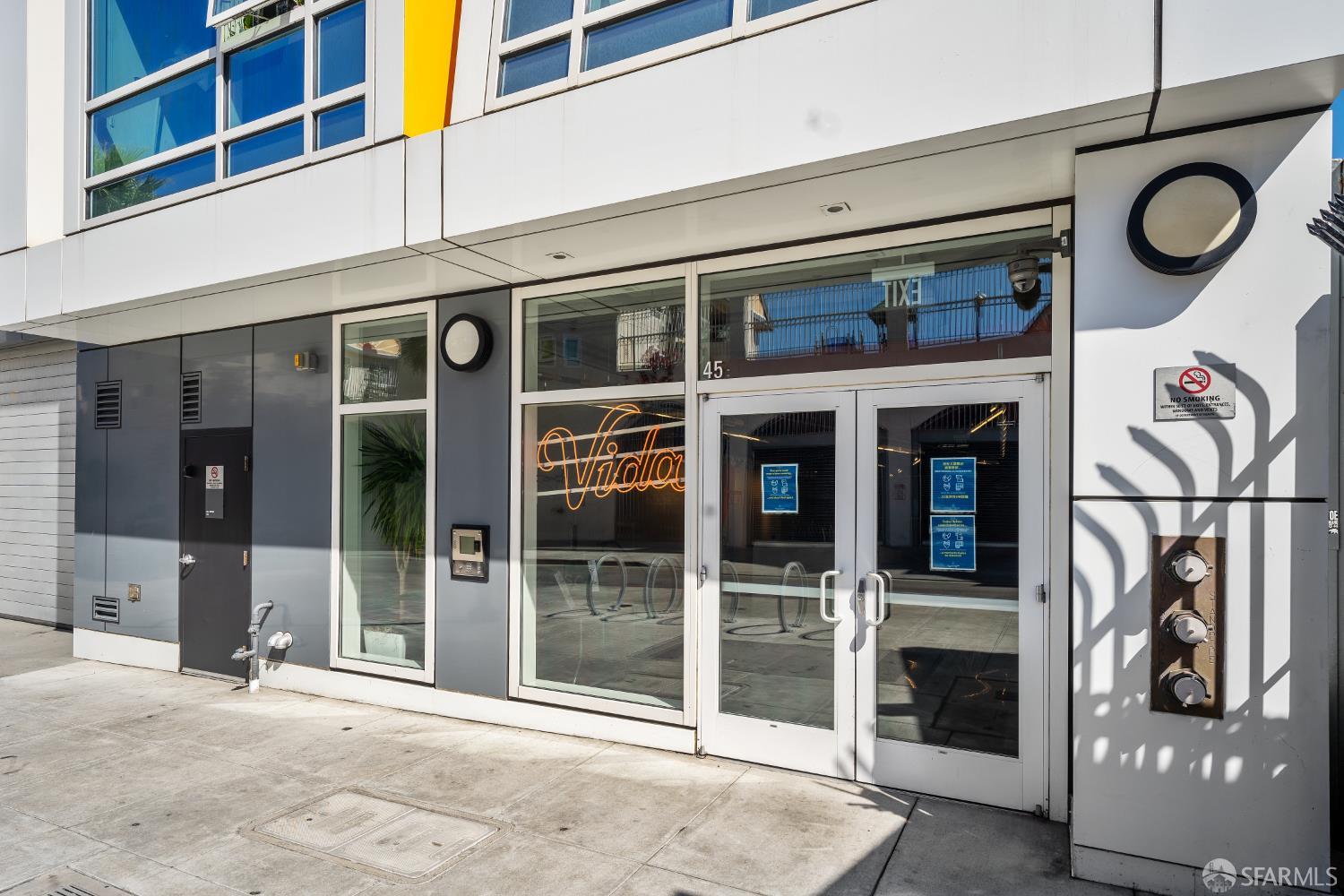 45 Bartlett Street # 609