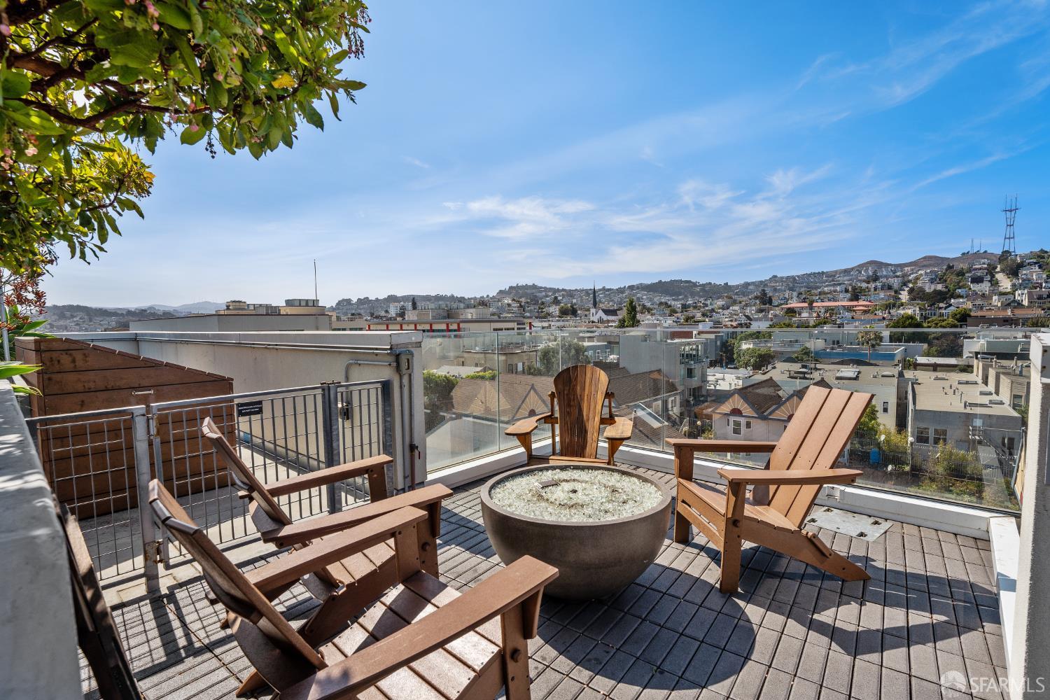 45 Bartlett Street # 609