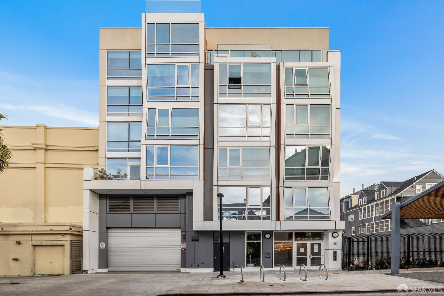45 Bartlett Street # 609