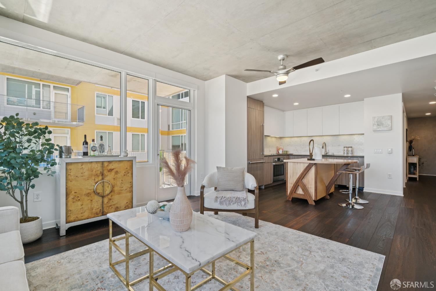 45 Bartlett Street # 609