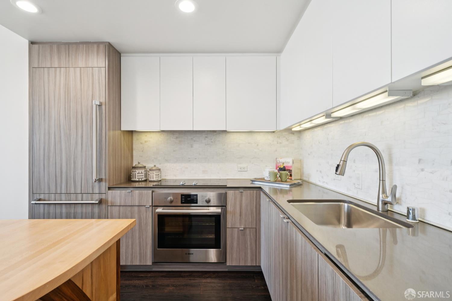 45 Bartlett Street # 609