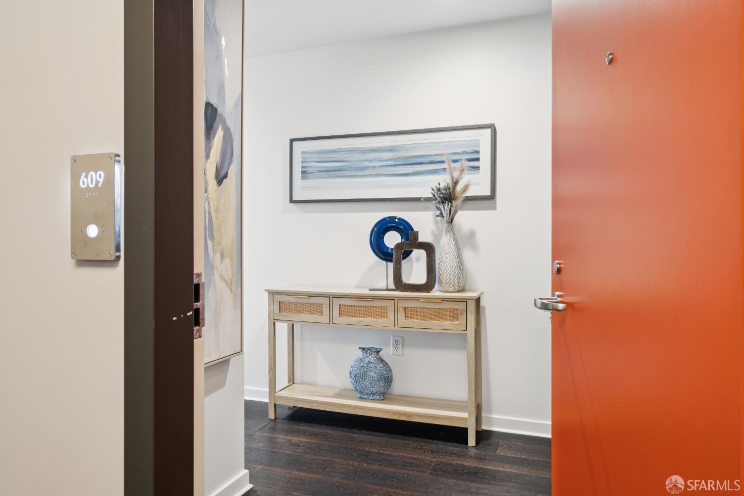 45 Bartlett Street # 609