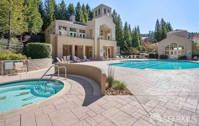 220 Caldecott Lane # 311