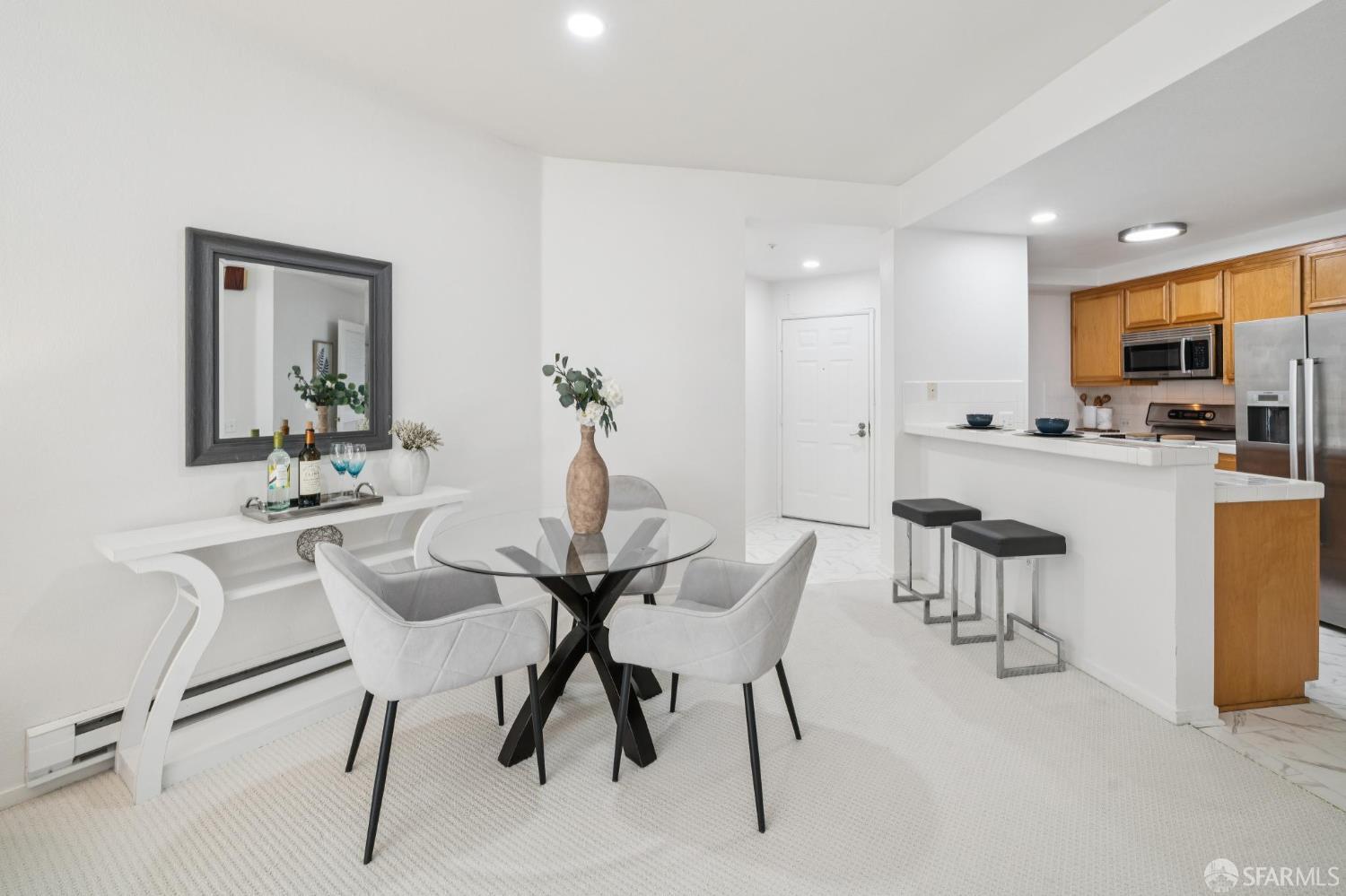 240 Caldecott Lane # 207