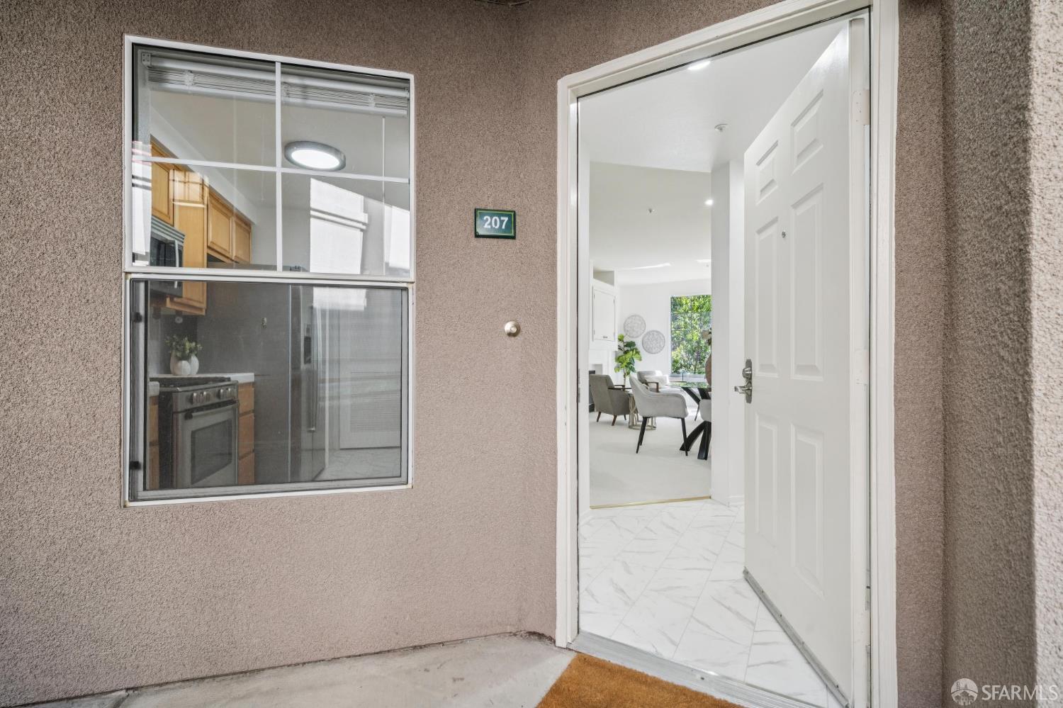 240 Caldecott Lane # 207