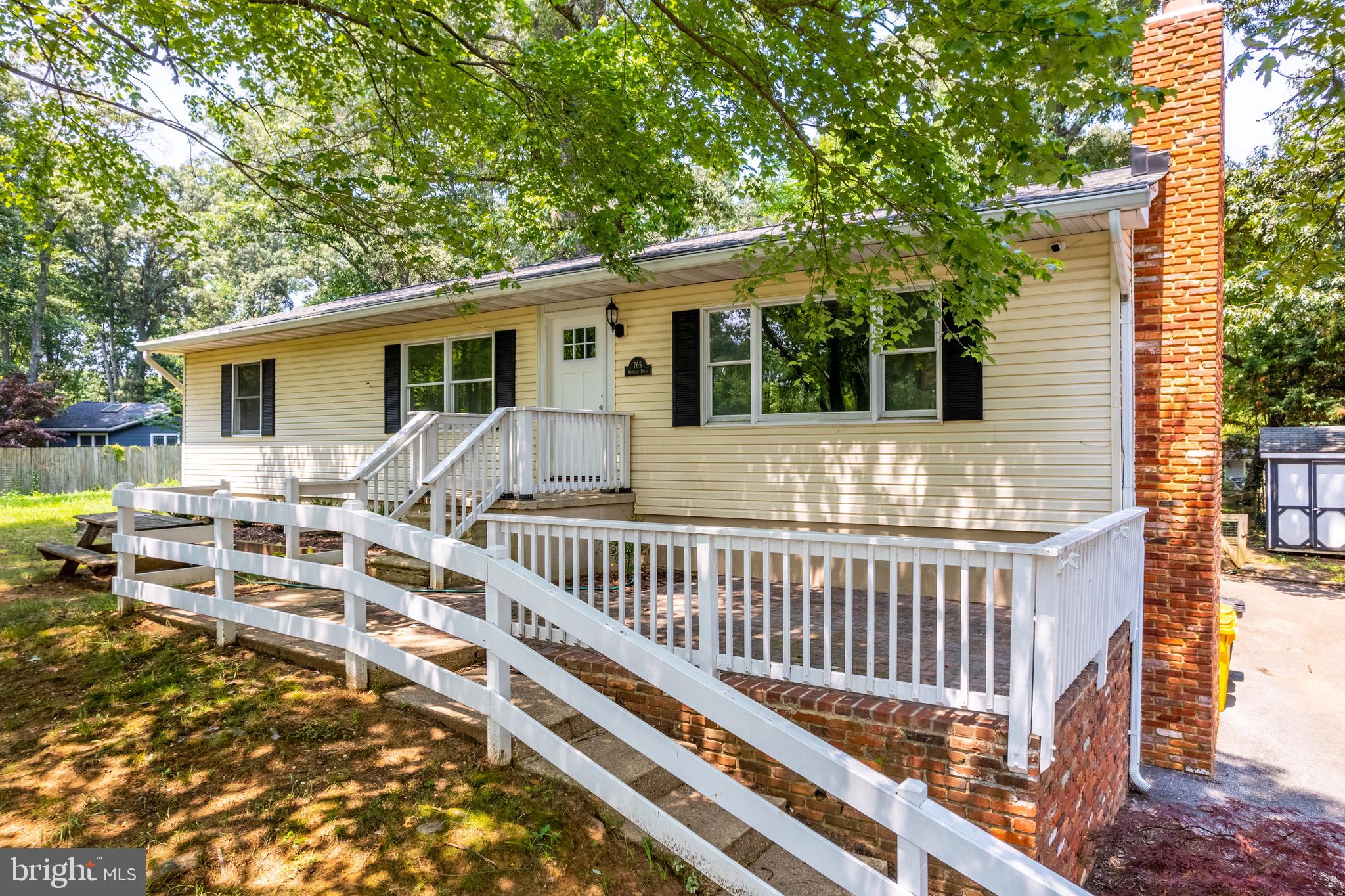 765 WINDGATE DRIVE