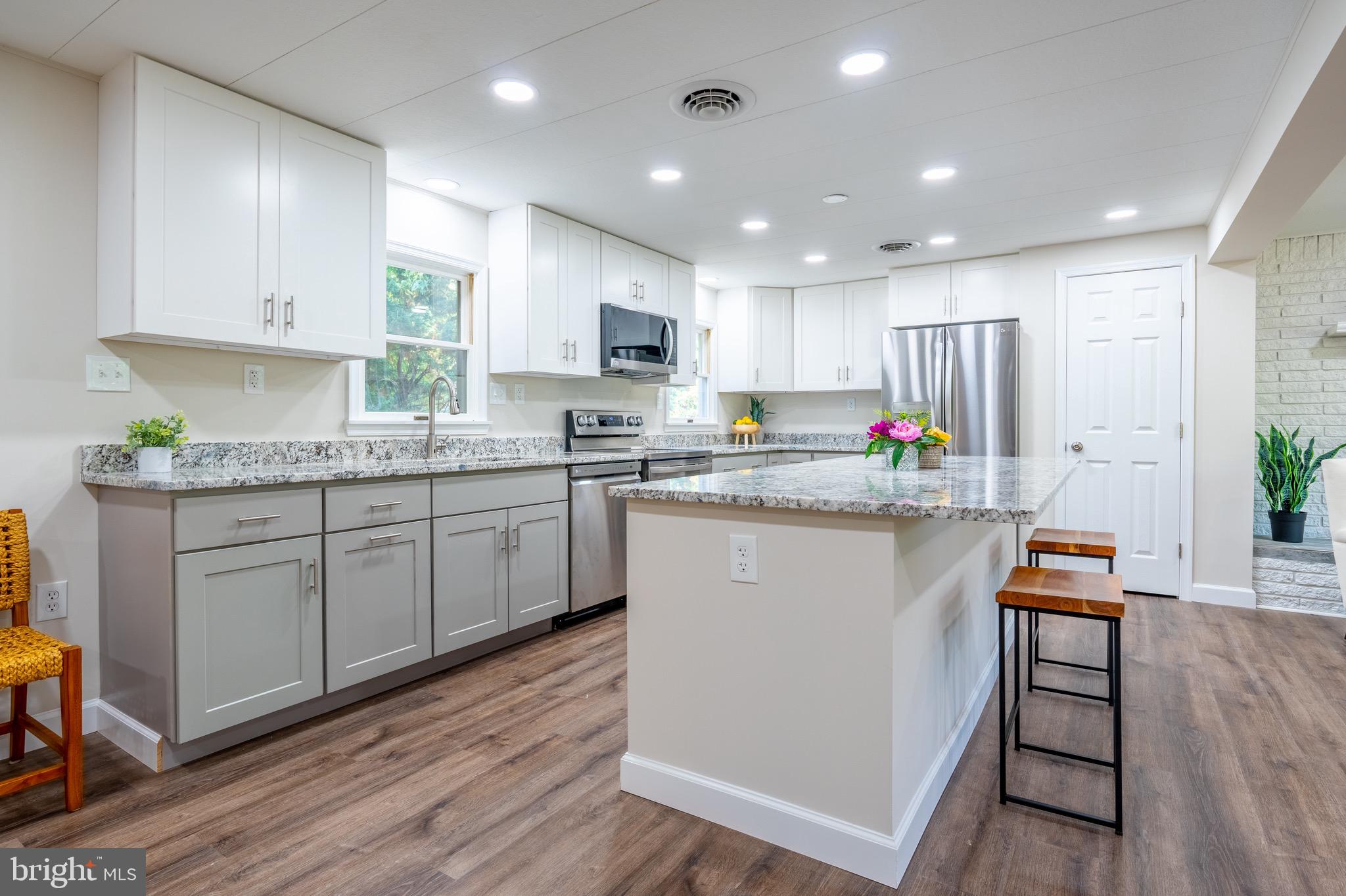 765 WINDGATE DRIVE