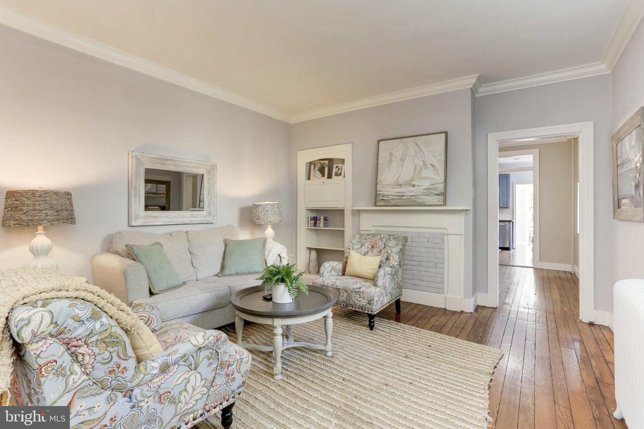 205 DUKE OF GLOUCESTER STREET