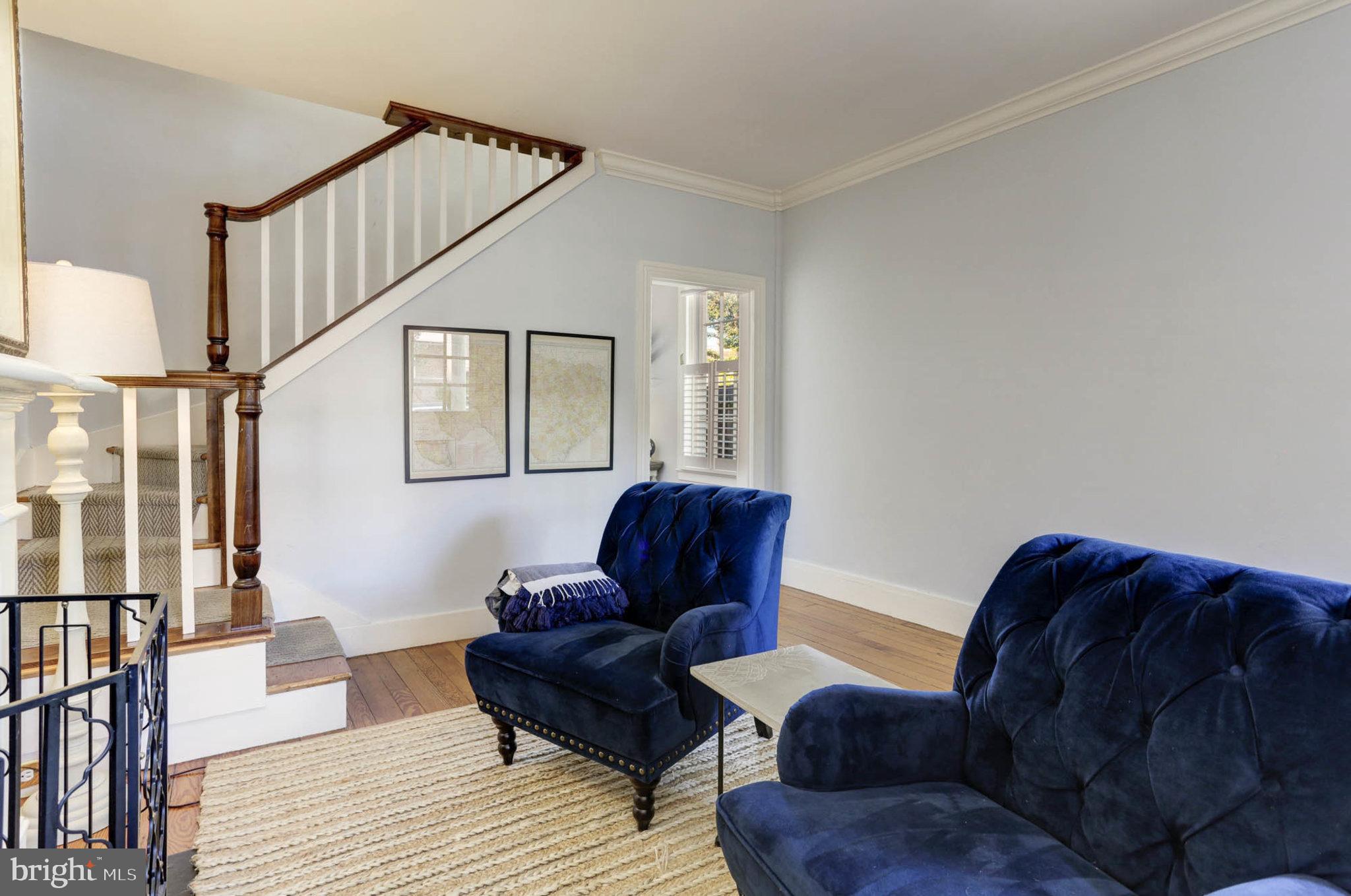 205 DUKE OF GLOUCESTER STREET