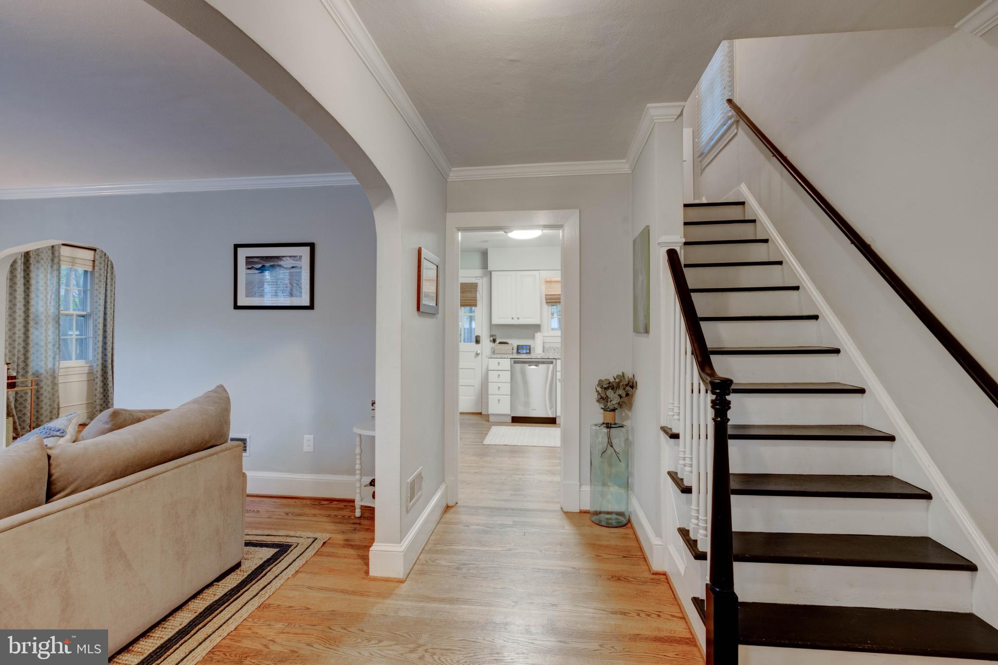 11 N SOUTHWOOD AVENUE