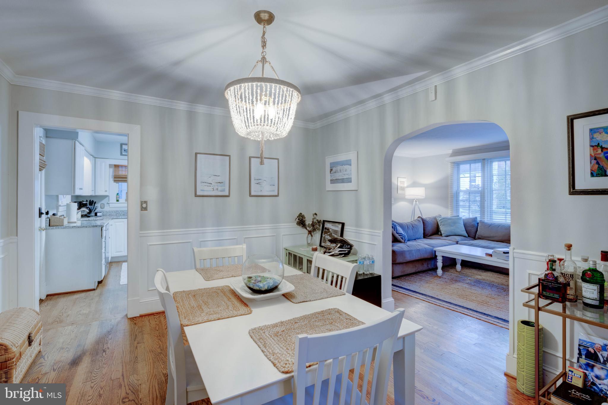11 N SOUTHWOOD AVENUE