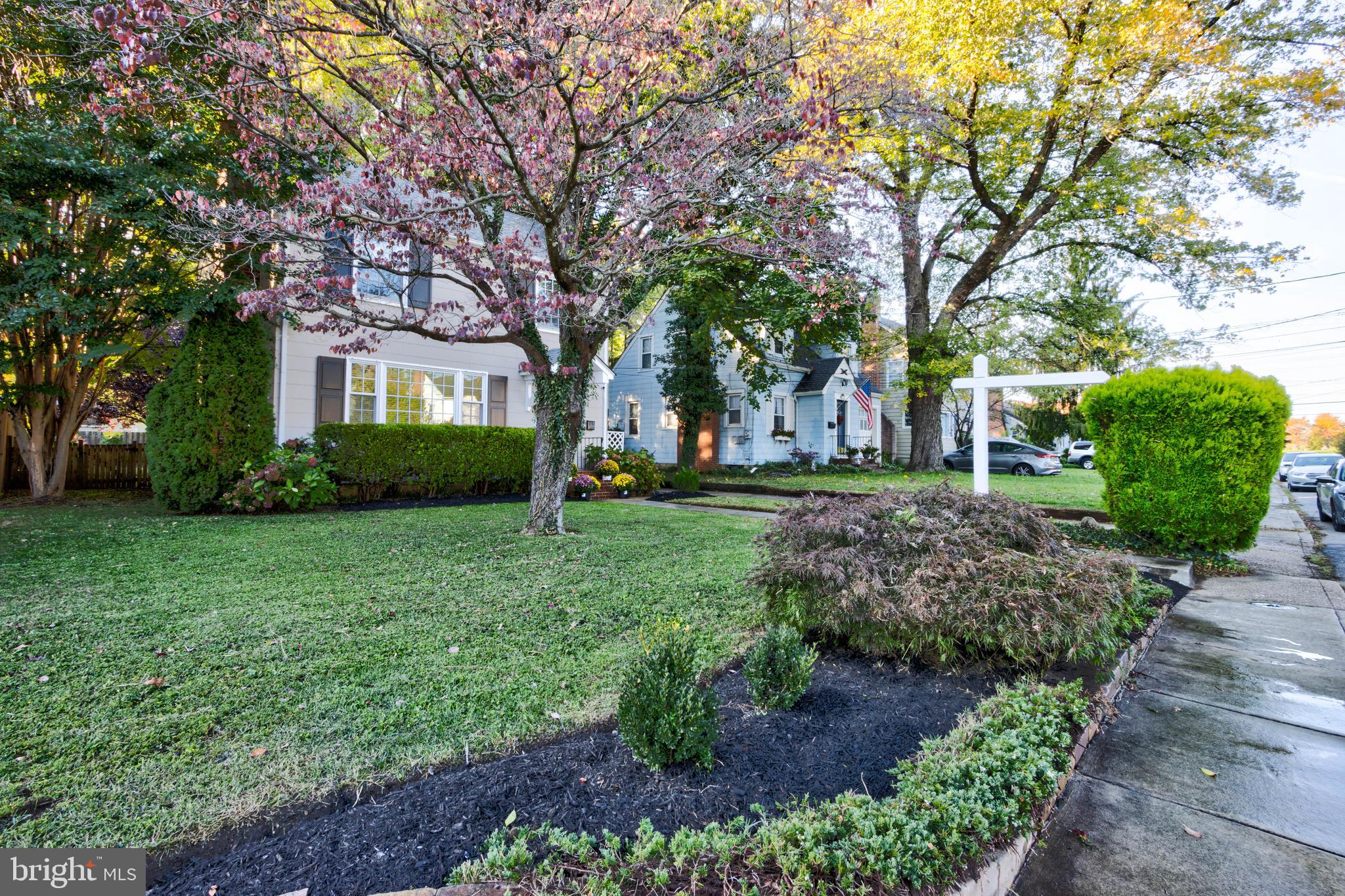 11 N SOUTHWOOD AVENUE