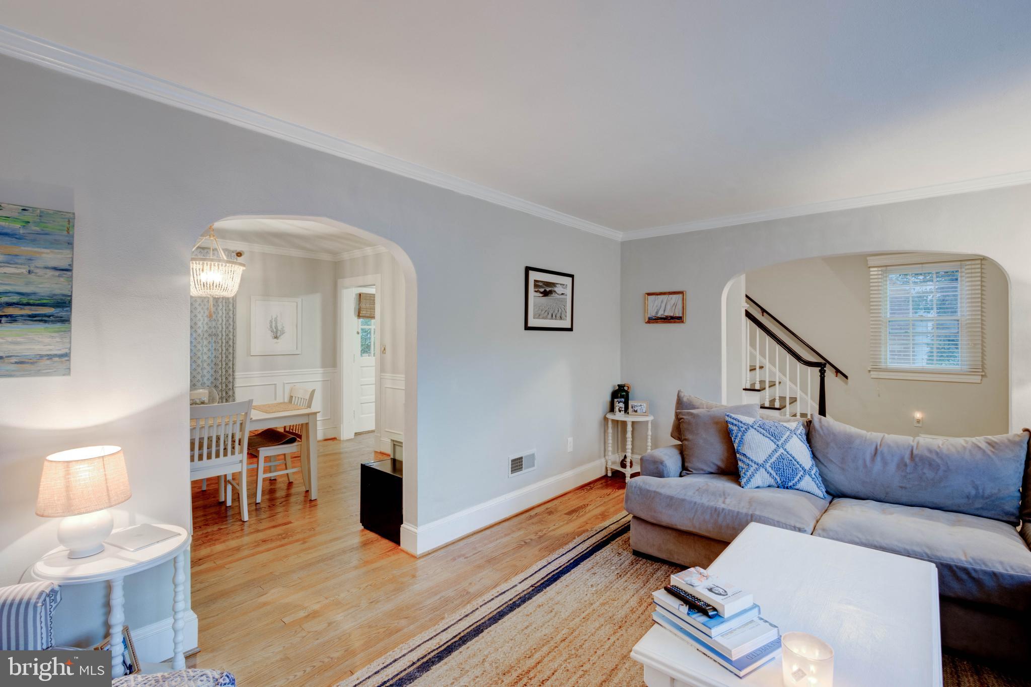 11 N SOUTHWOOD AVENUE