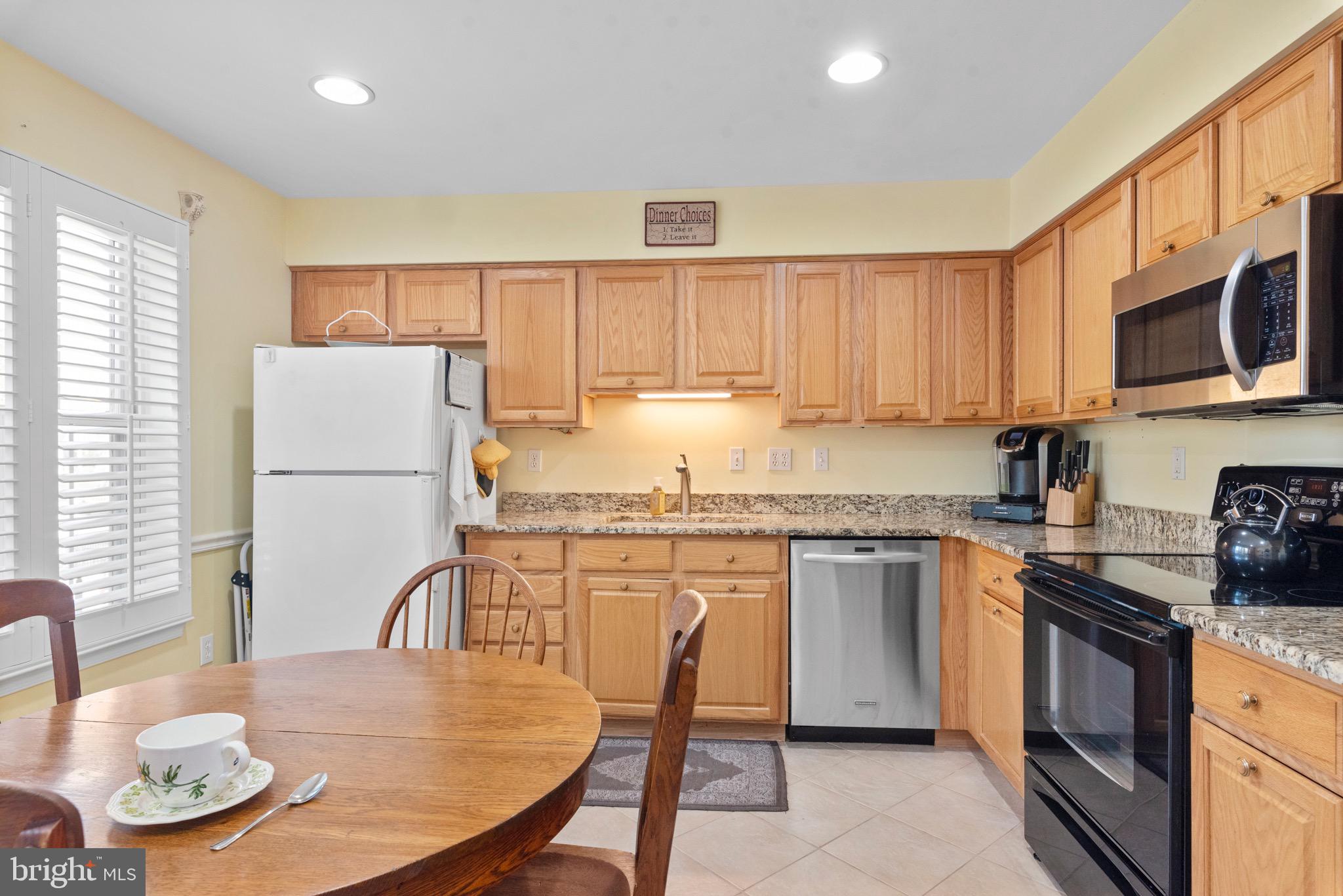 611 OVERHILL DRIVE