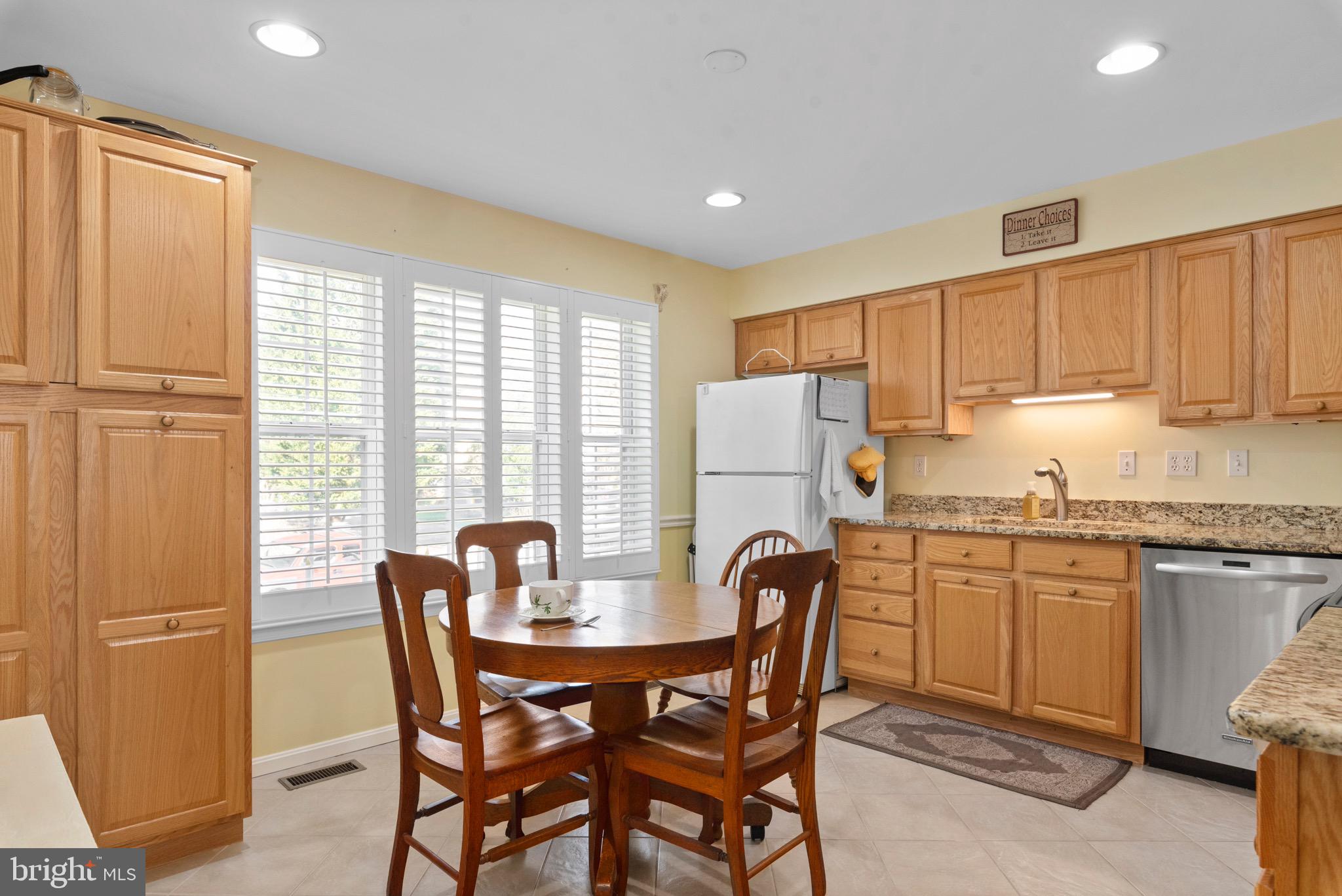 611 OVERHILL DRIVE