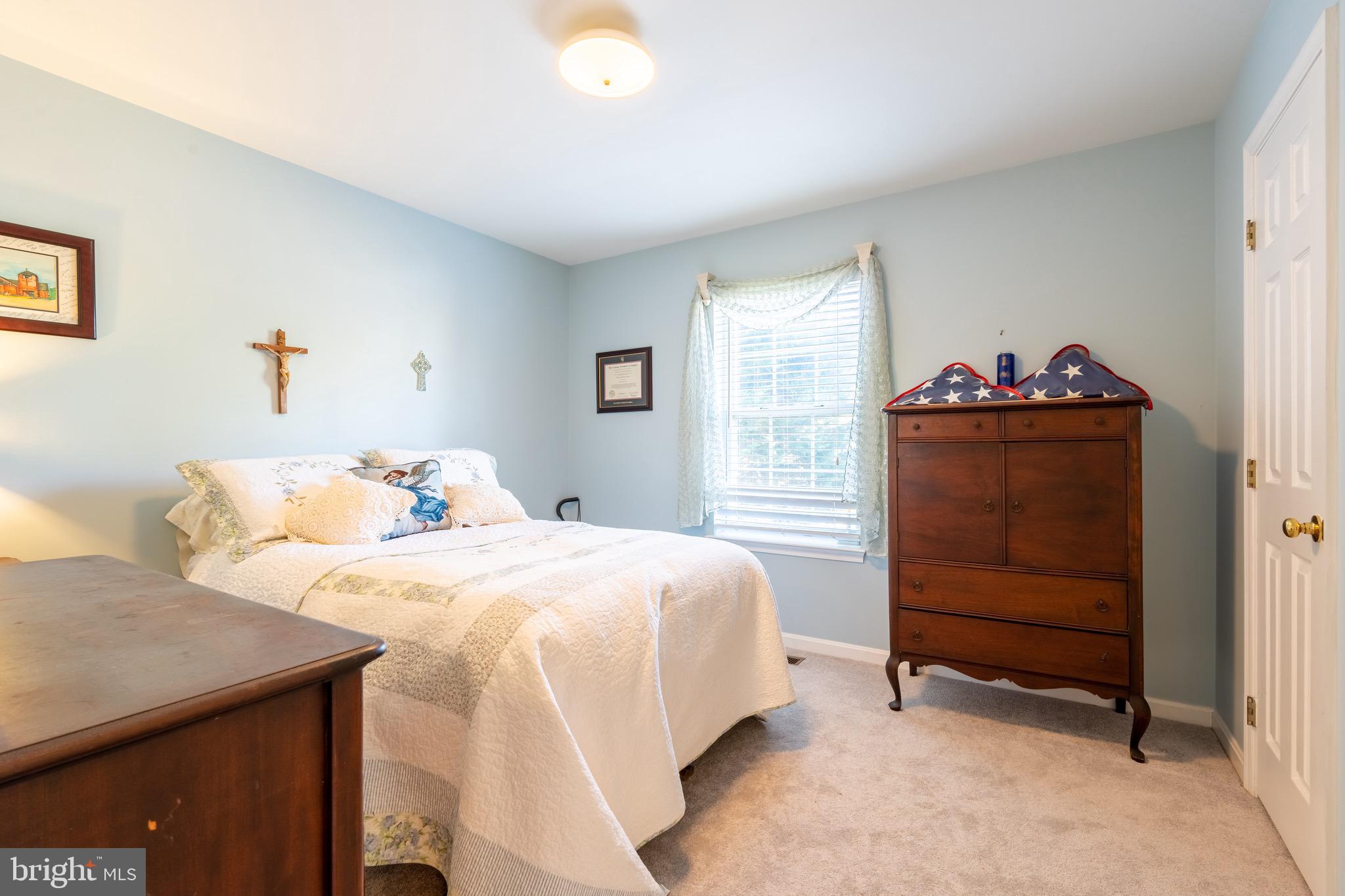 611 OVERHILL DRIVE