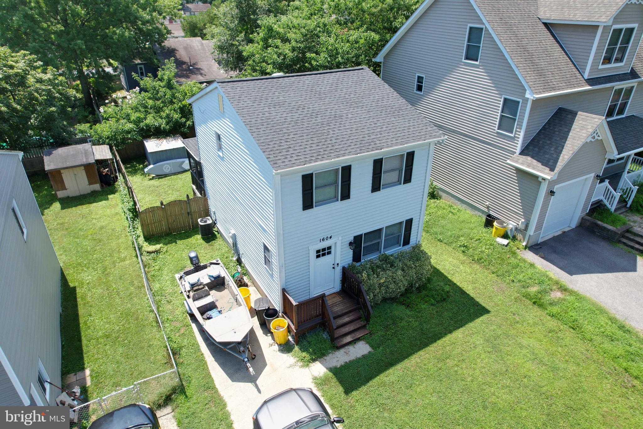 1604 KNOXVILLE ROAD