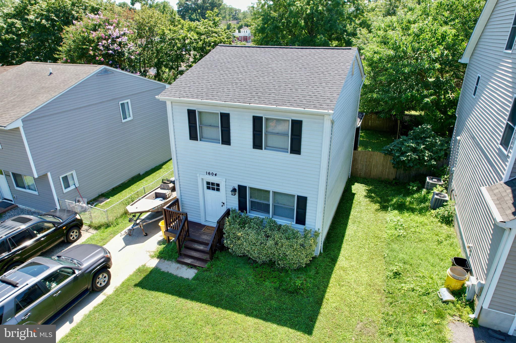 1604 KNOXVILLE ROAD