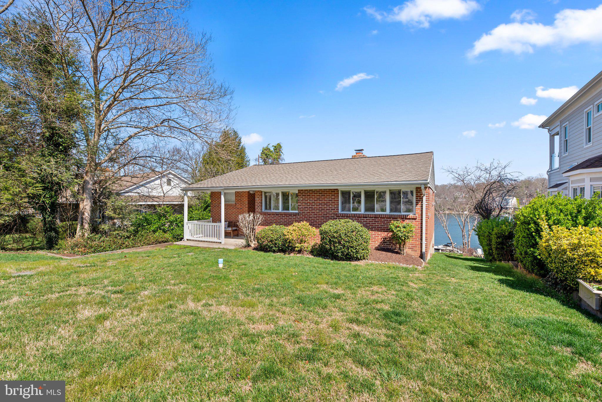1210 SEVERNVIEW DRIVE