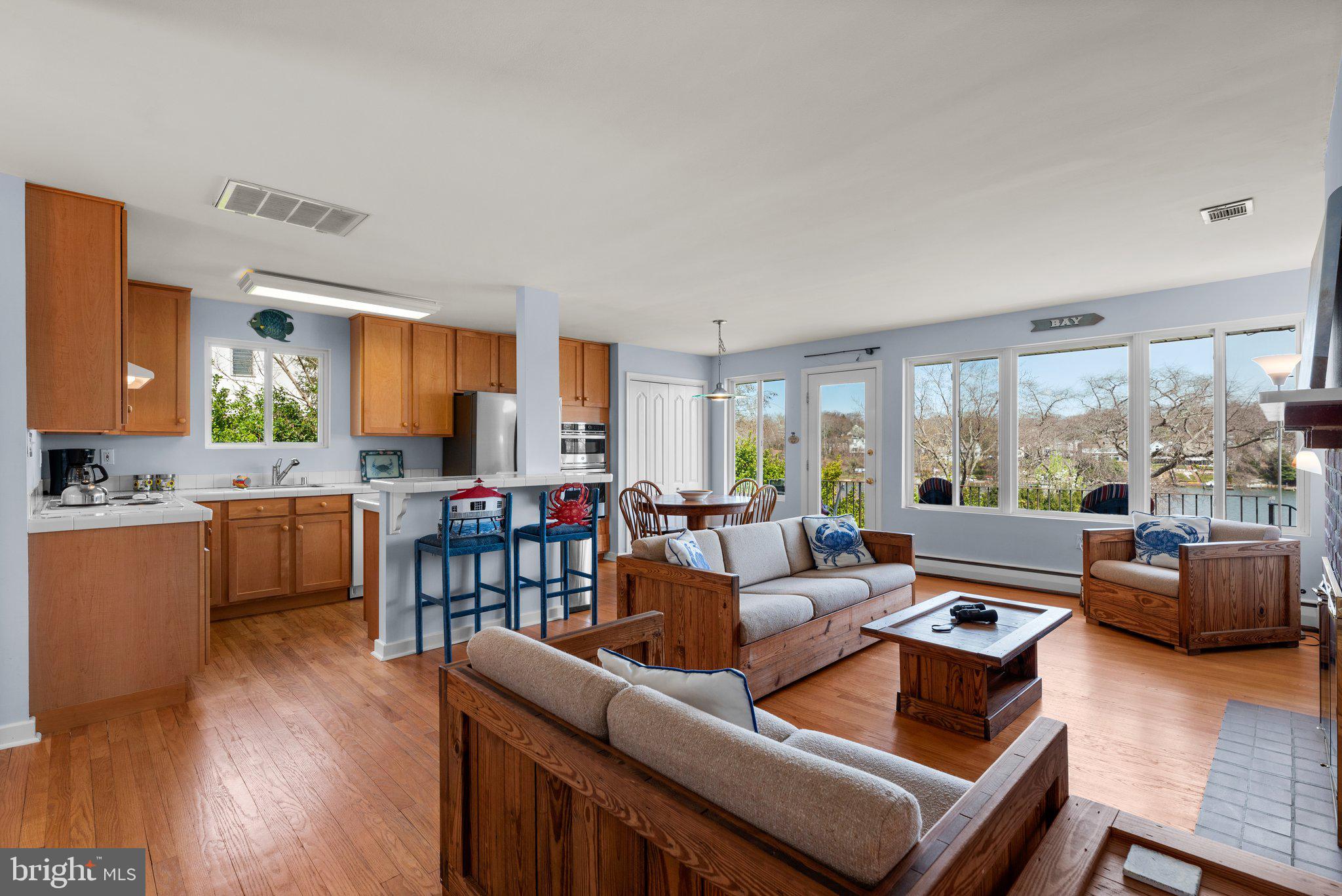 1210 SEVERNVIEW DRIVE