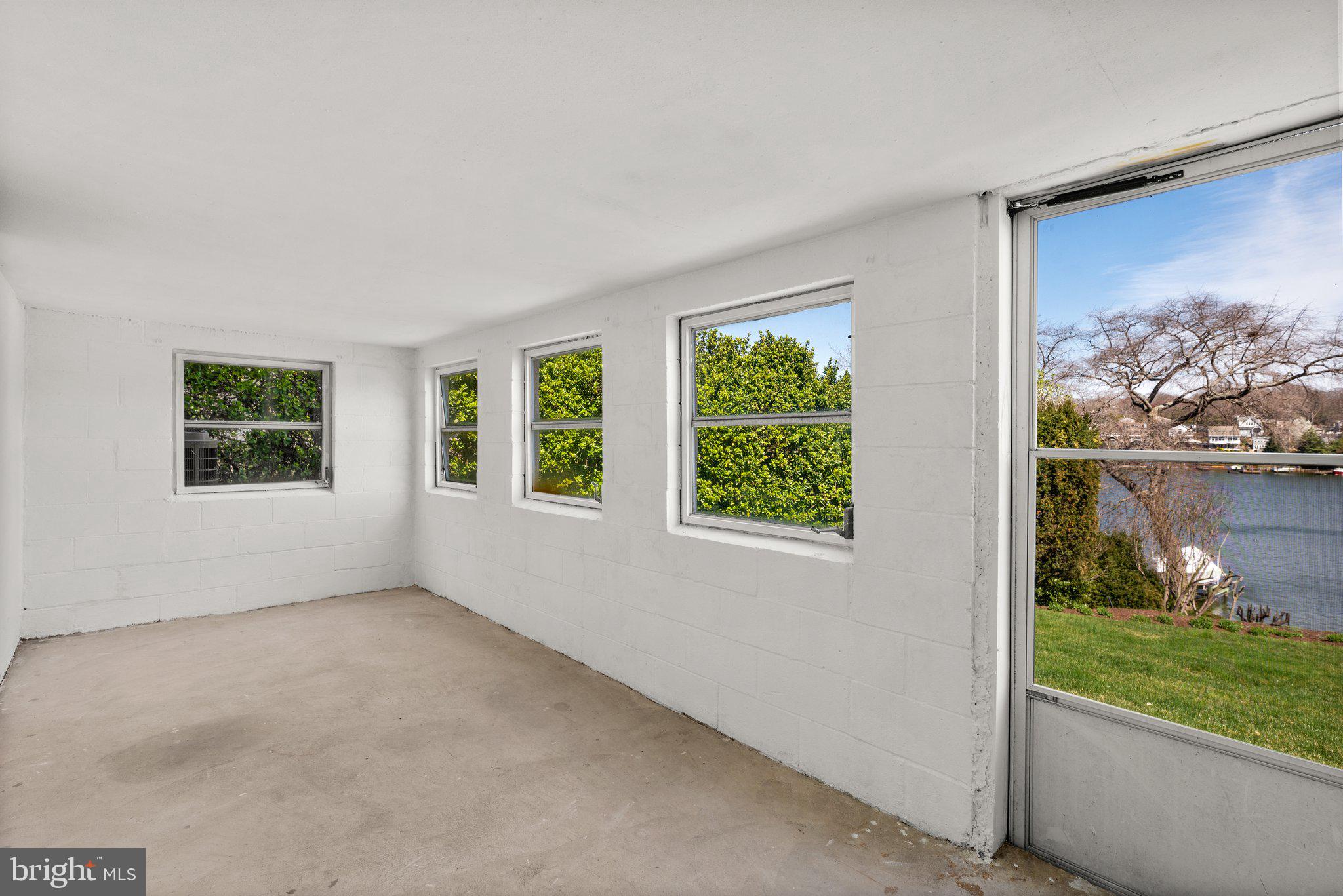 1210 SEVERNVIEW DRIVE