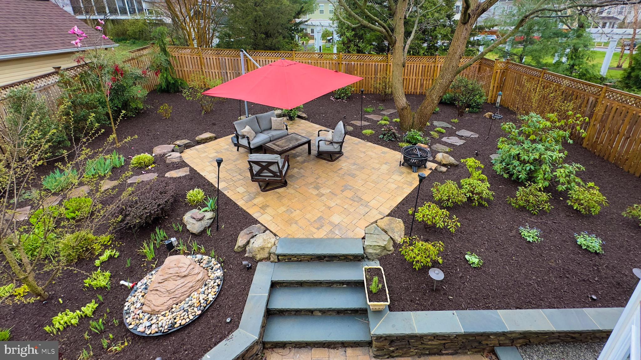 1107 BOUCHER AVENUE