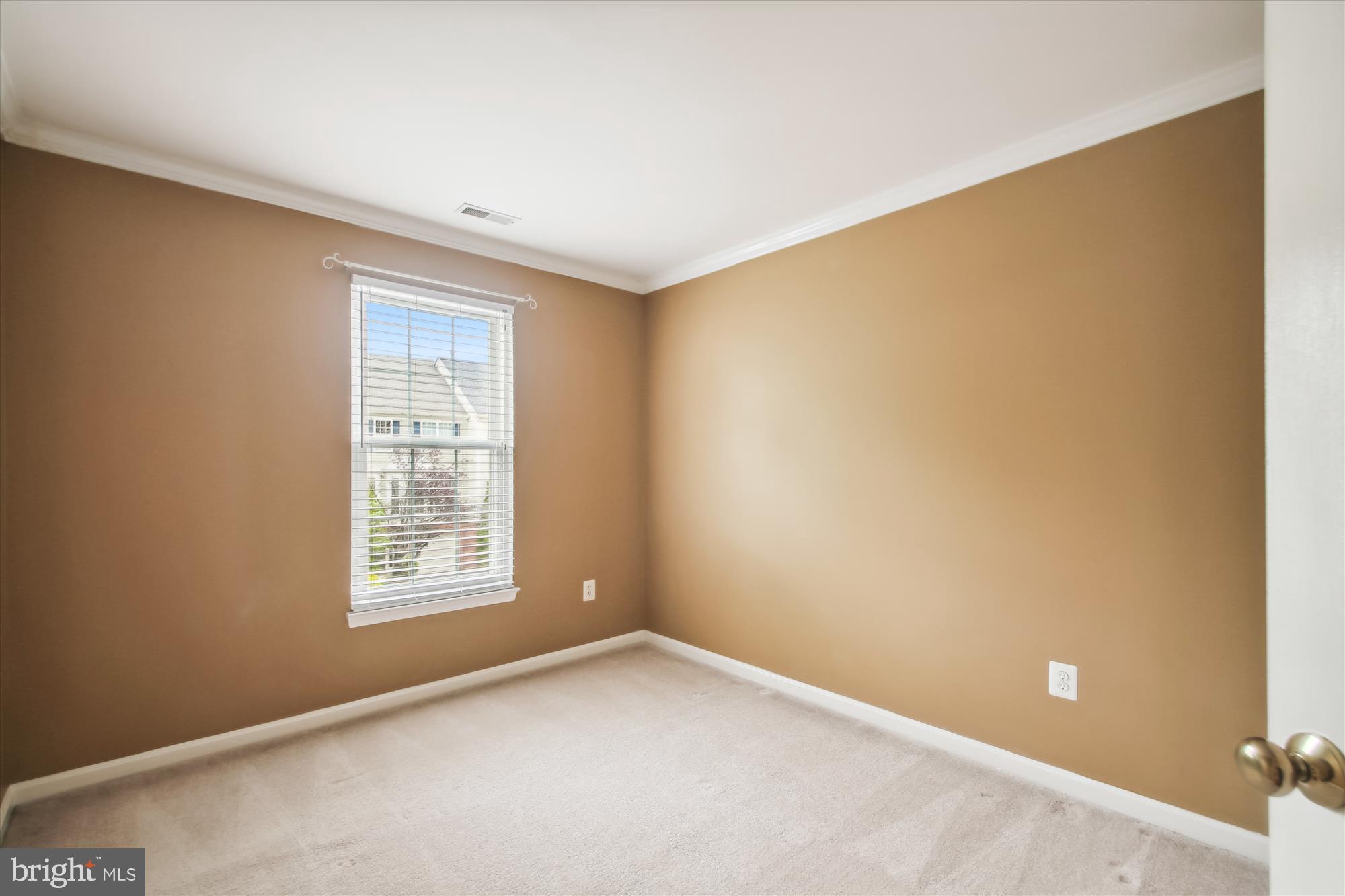 707 HOWARDS LOOP