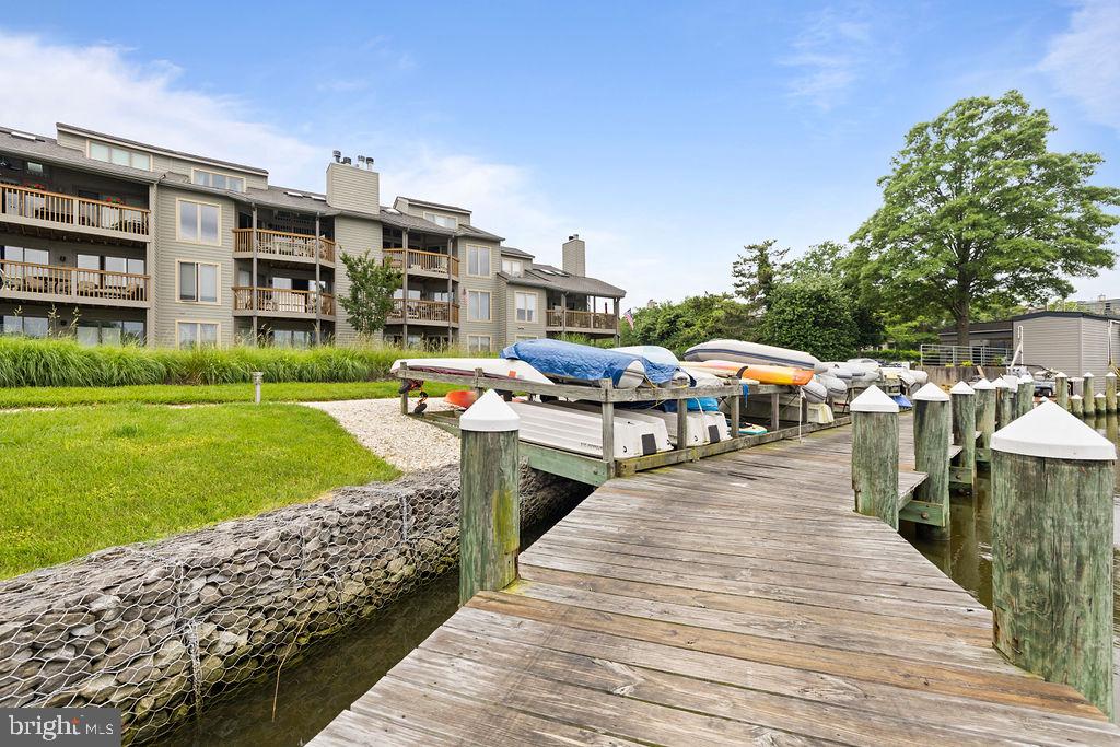2000 DAKOTA PLACE 1A
