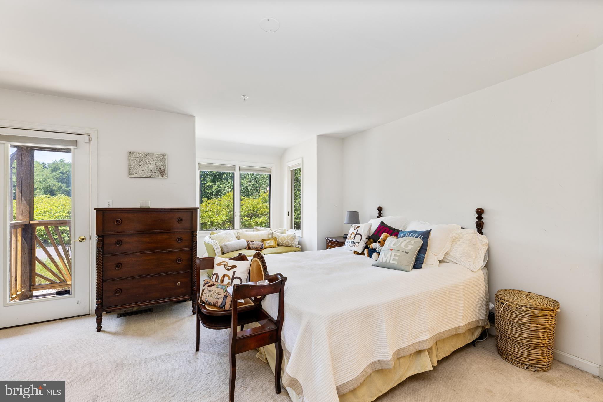 2000 DAKOTA PLACE 1A