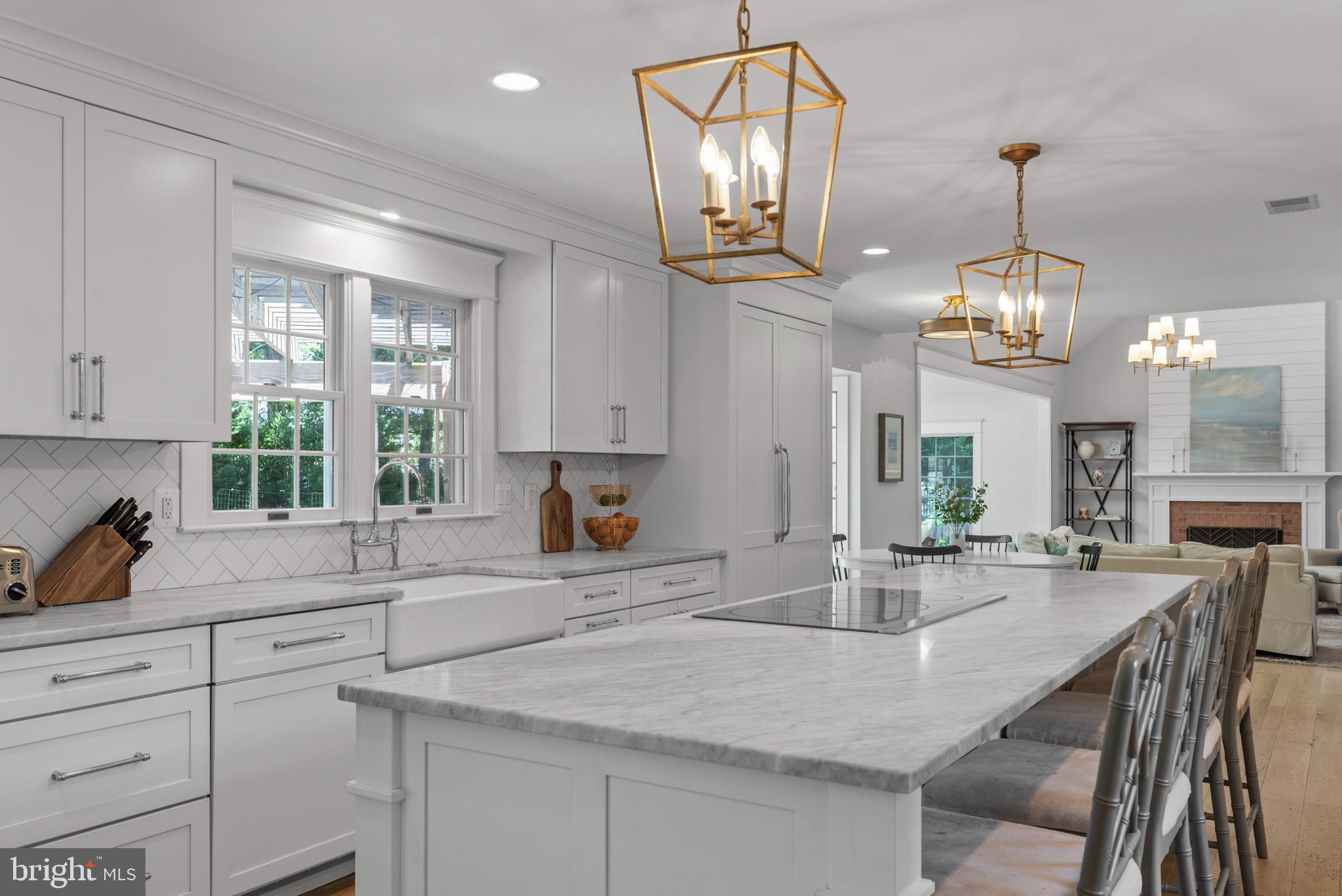 8398 SCARLET GLEN COURT