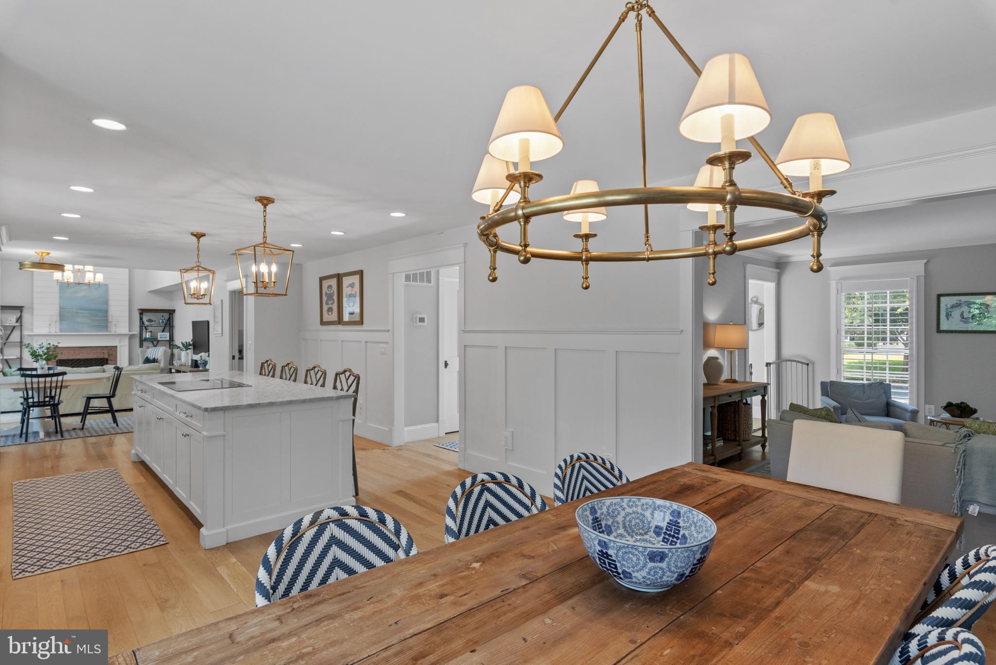 8398 SCARLET GLEN COURT