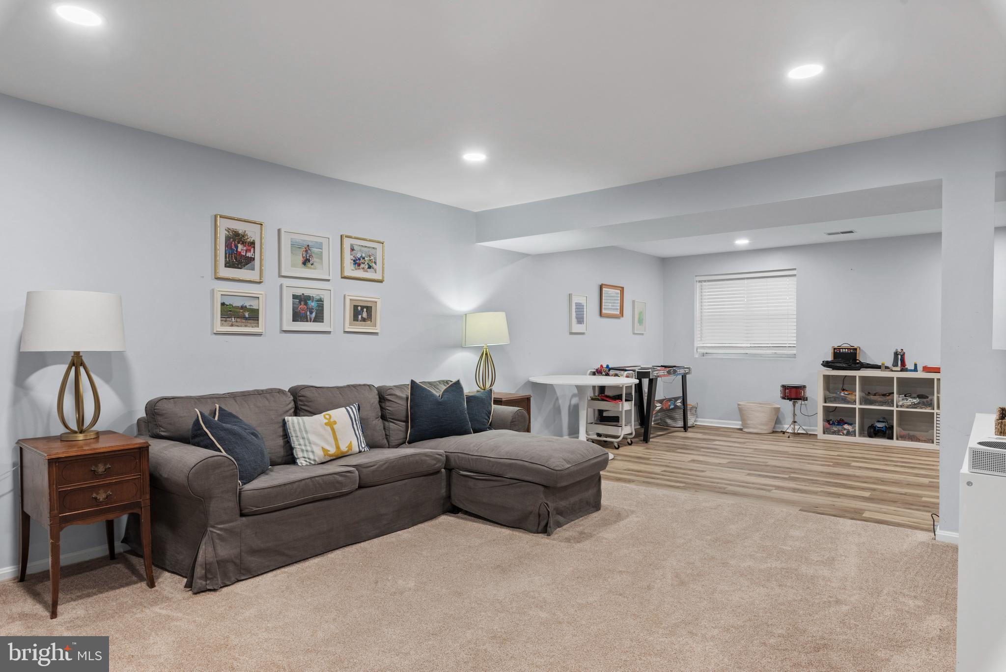 8398 SCARLET GLEN COURT