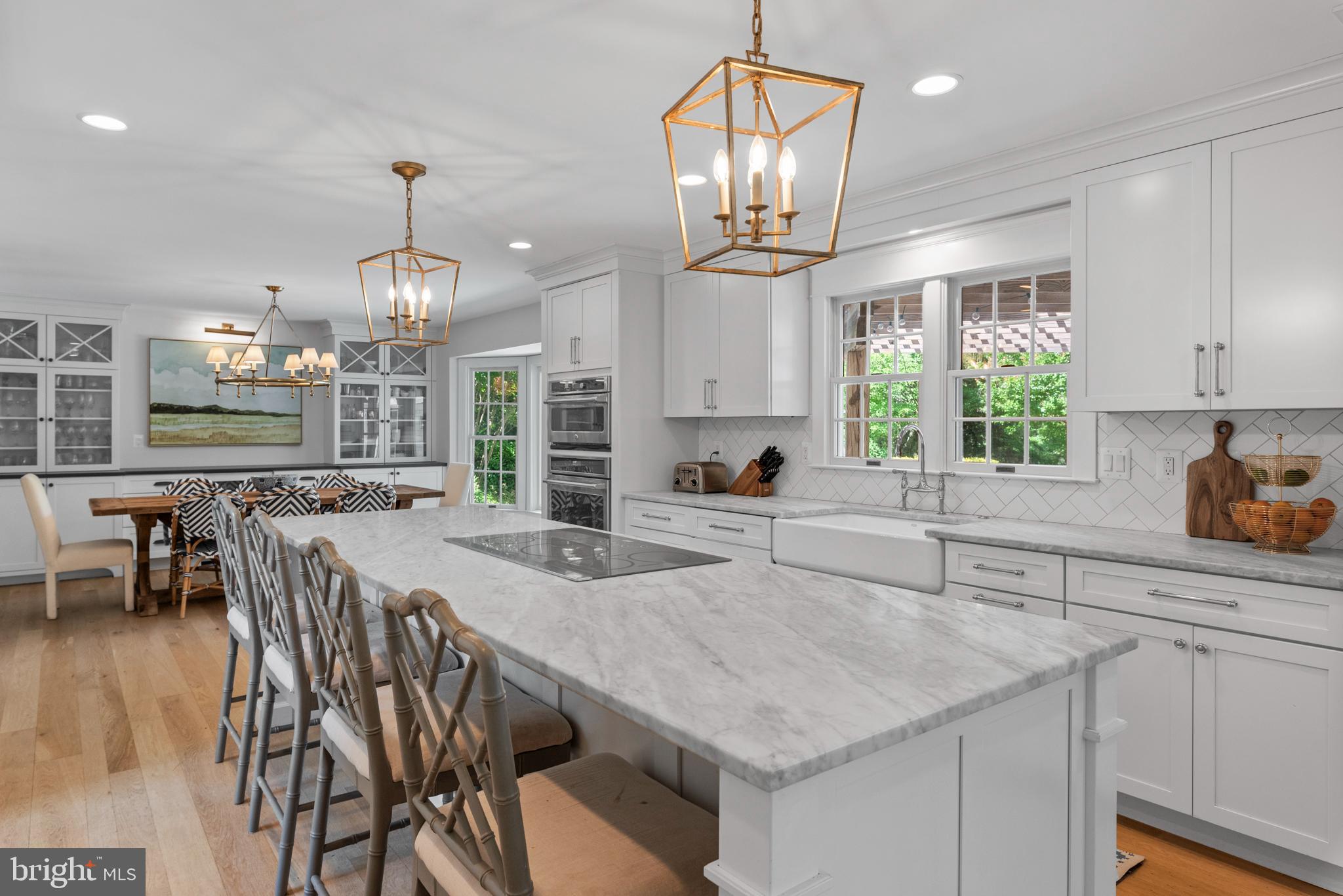 8398 SCARLET GLEN COURT