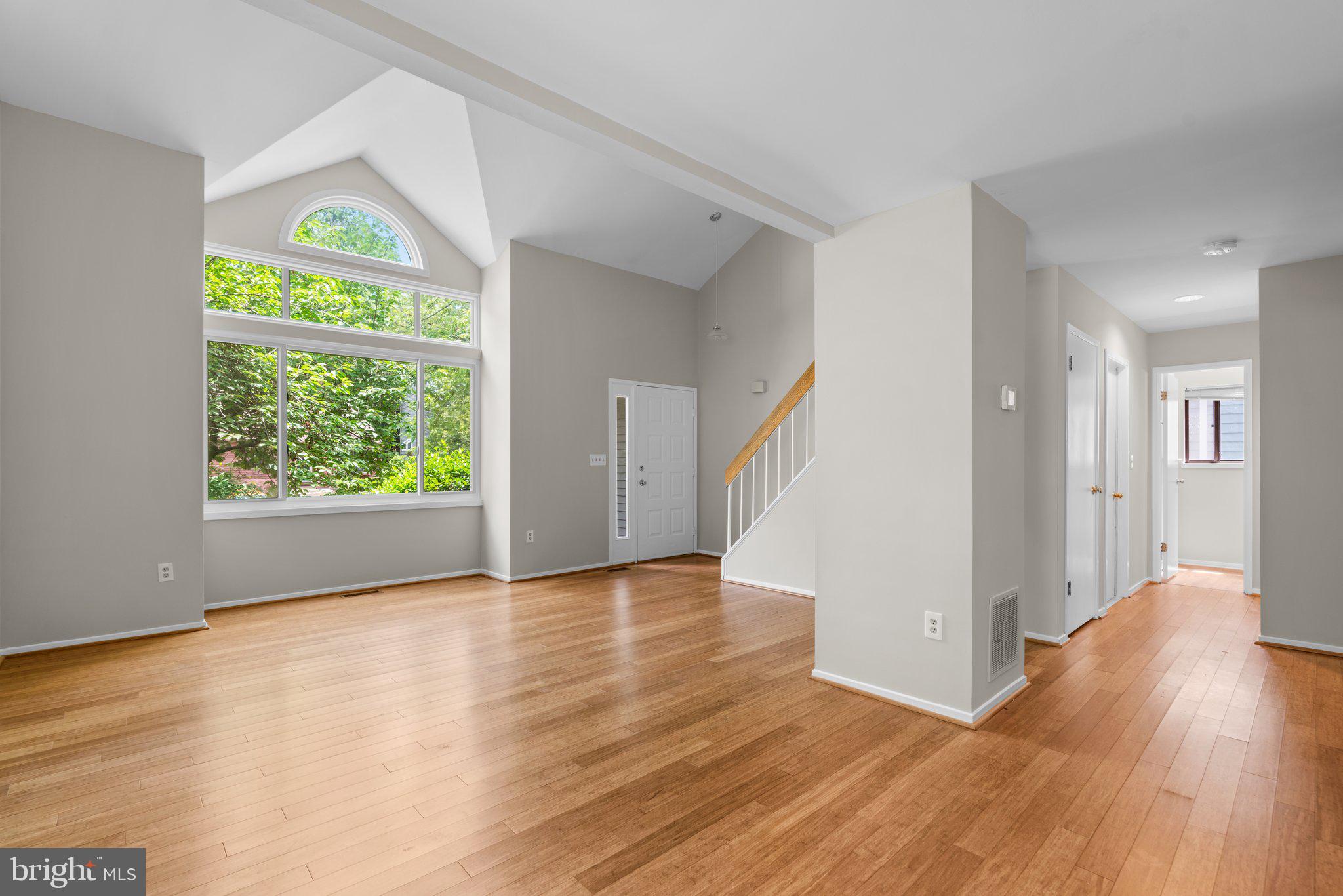 40 WINDWHISPER LANE