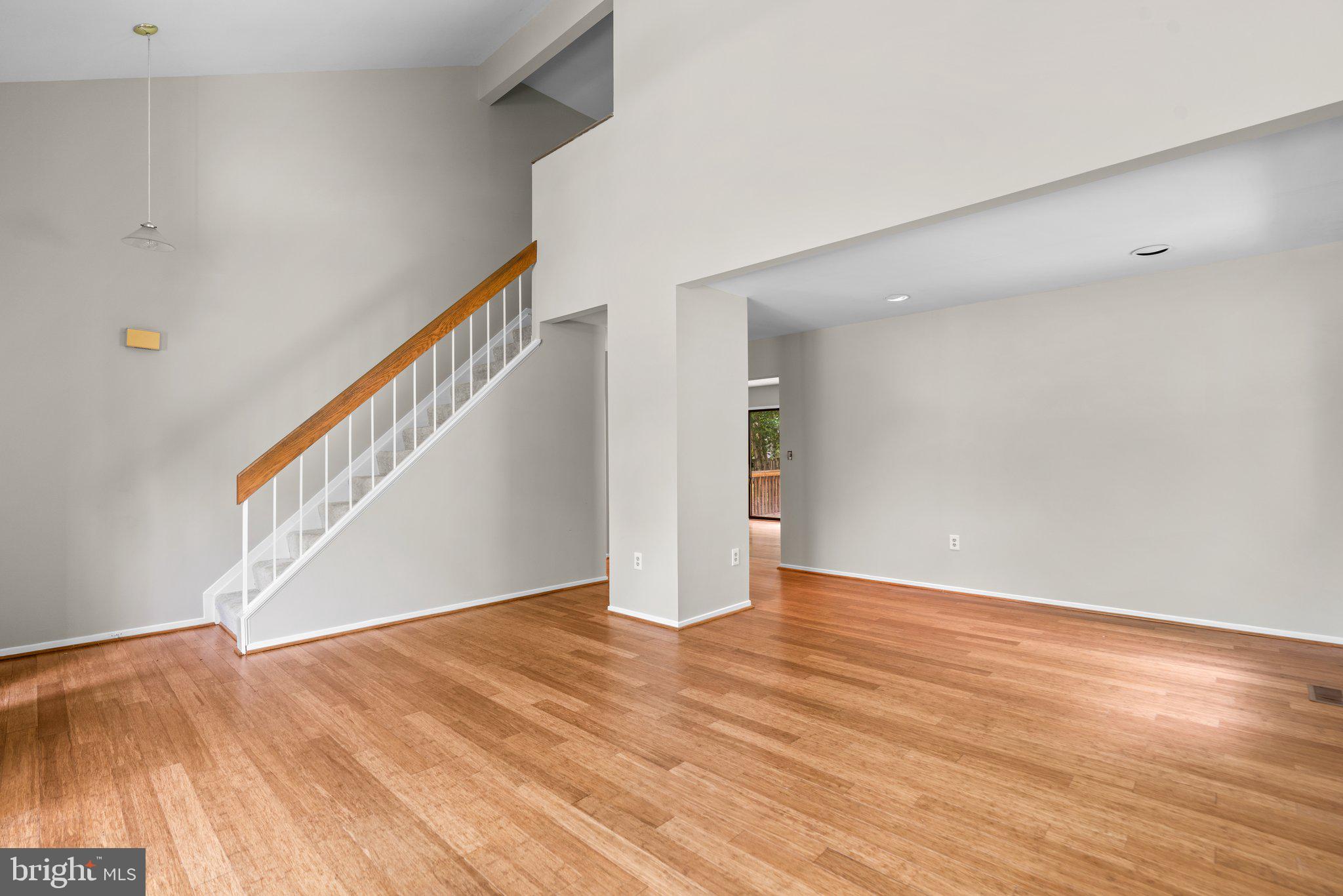 40 WINDWHISPER LANE