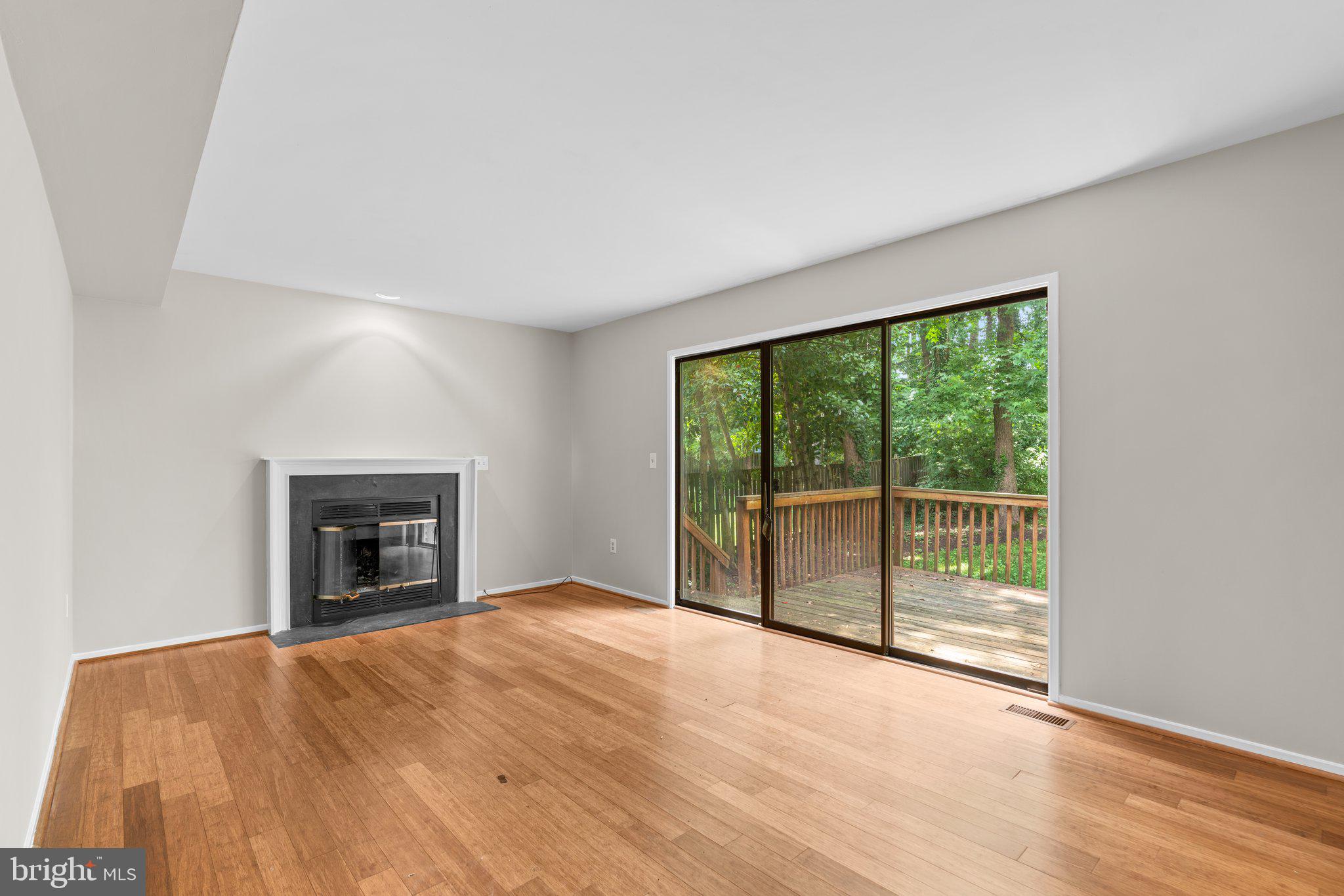40 WINDWHISPER LANE