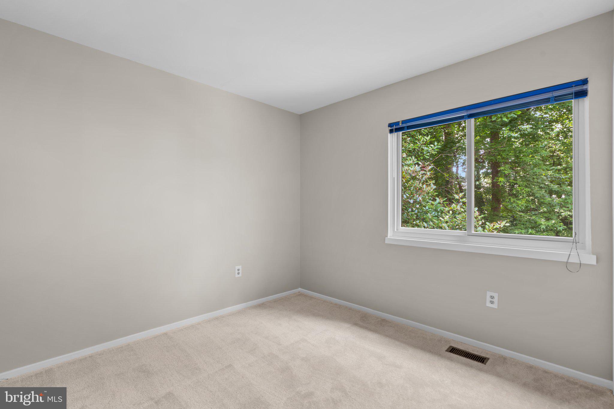40 WINDWHISPER LANE
