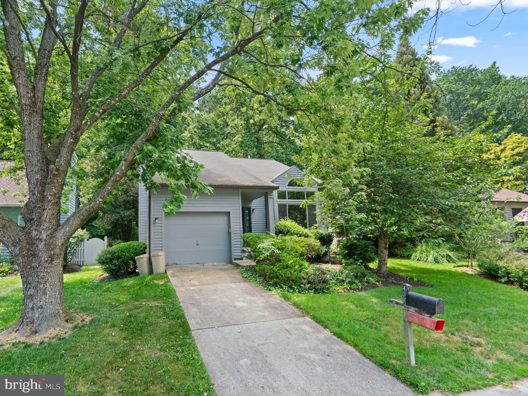 40 WINDWHISPER LANE