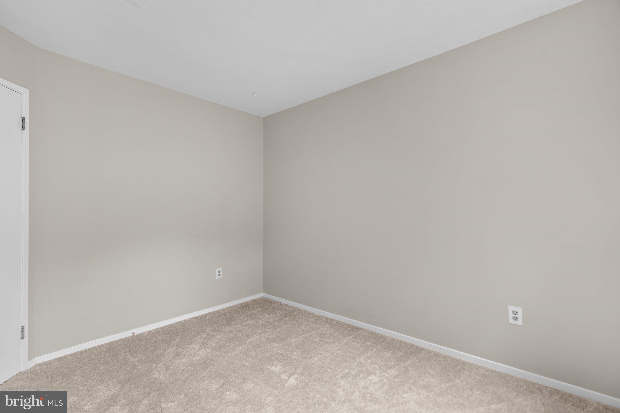40 WINDWHISPER LANE