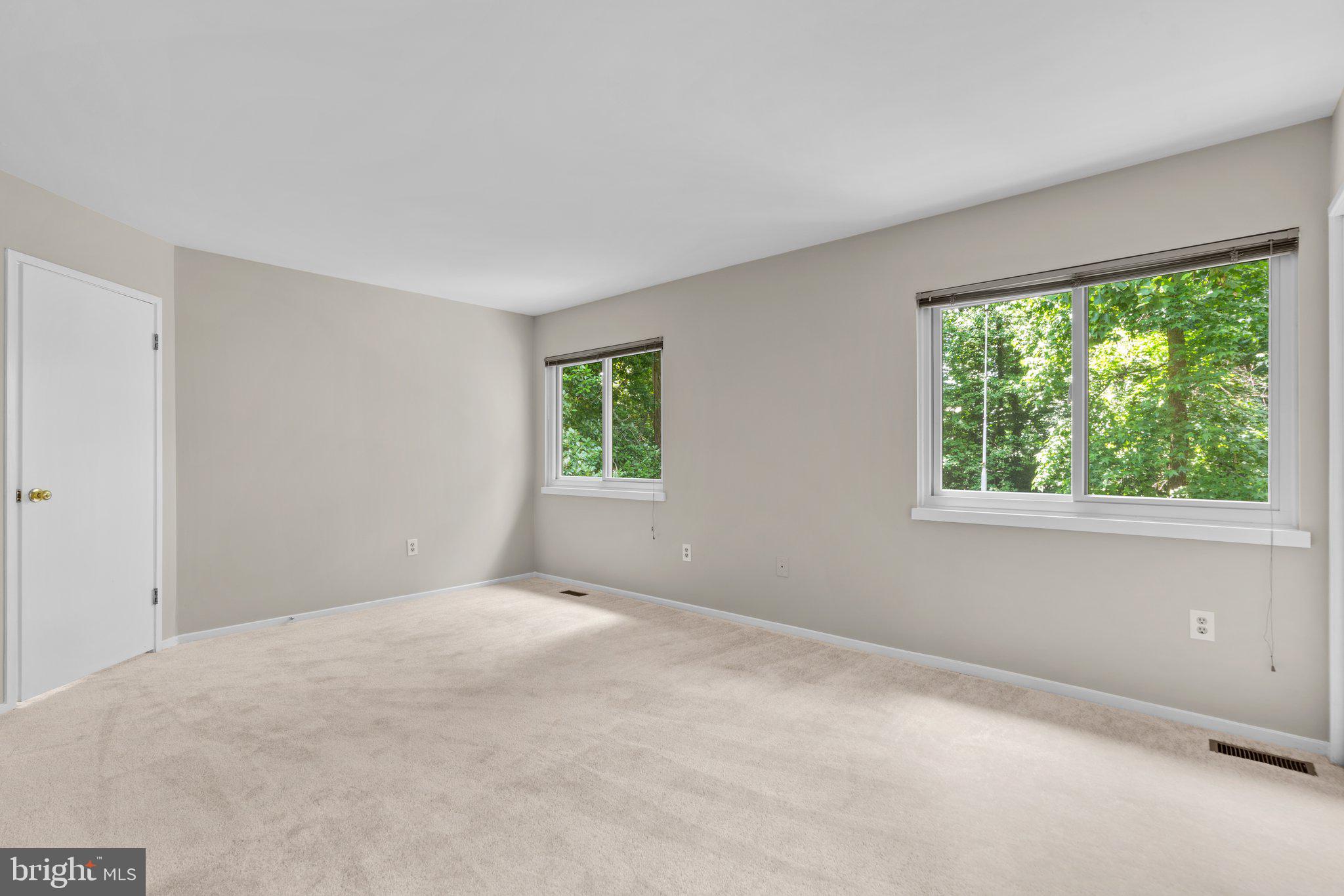 40 WINDWHISPER LANE