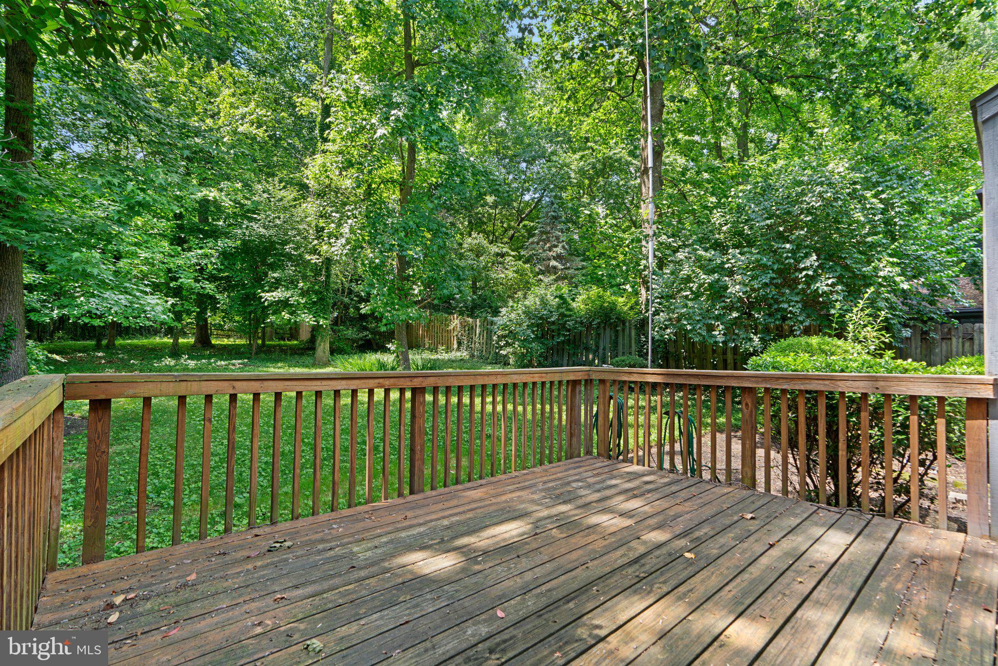 40 WINDWHISPER LANE
