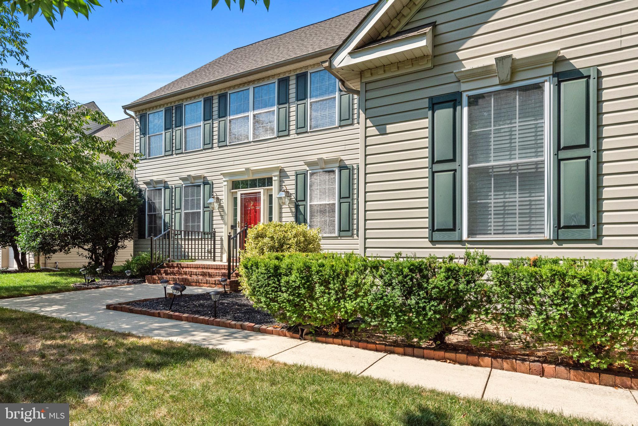 502 FANLEAF COURT