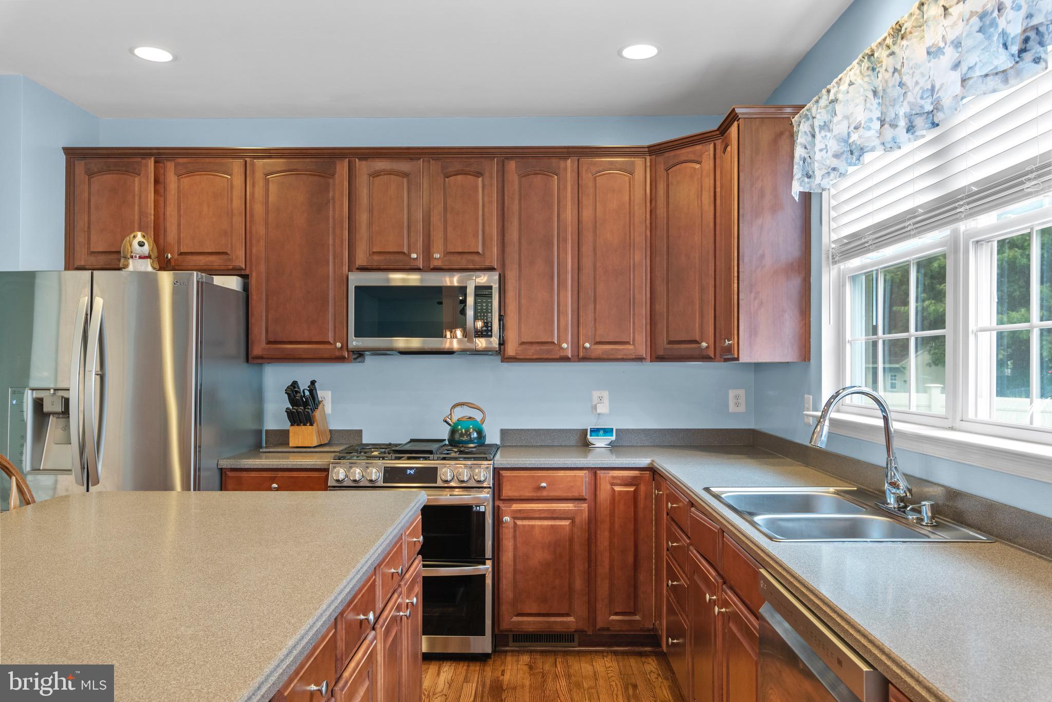 502 FANLEAF COURT