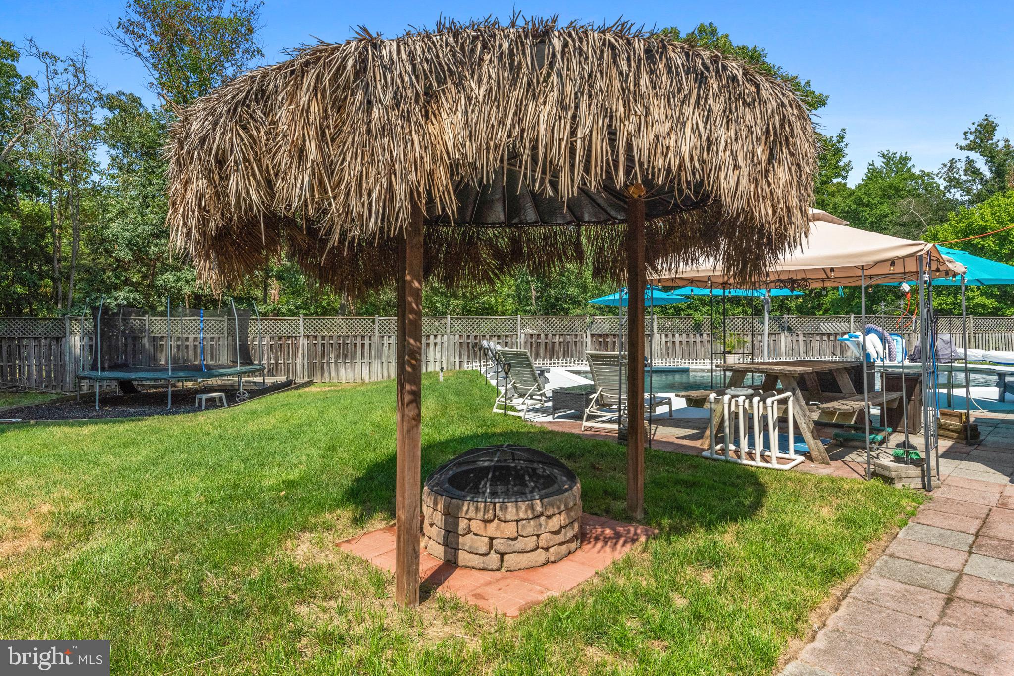 502 FANLEAF COURT