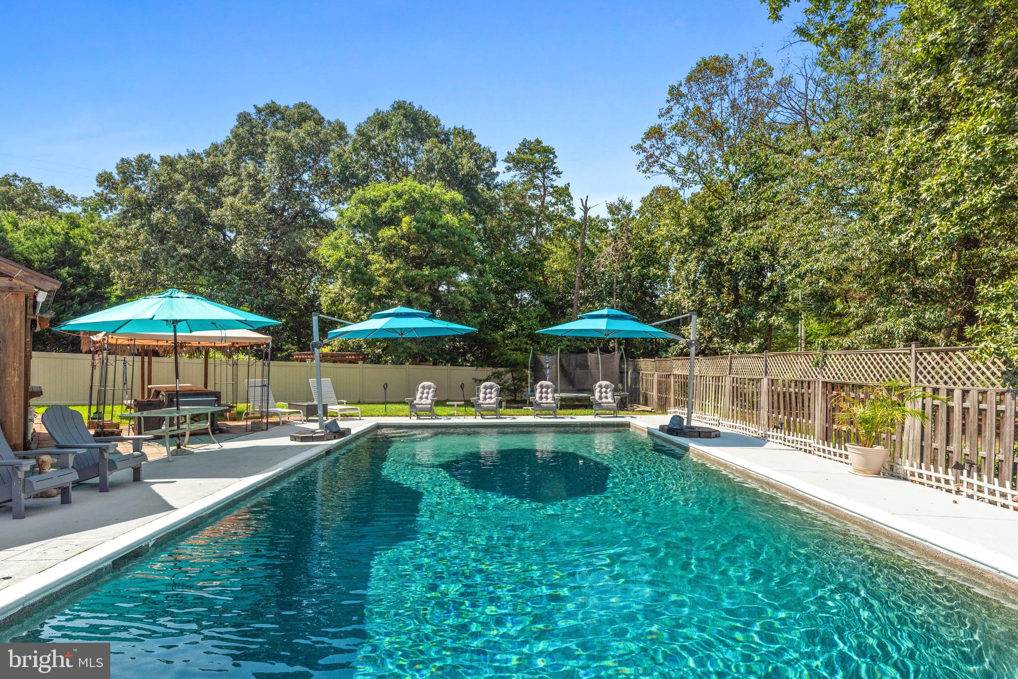 502 FANLEAF COURT