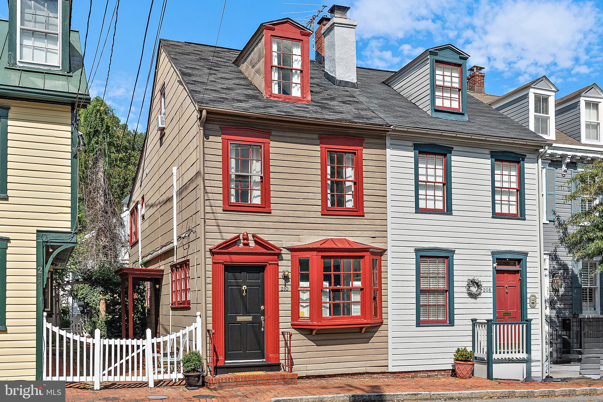 210 KING GEORGE STREET