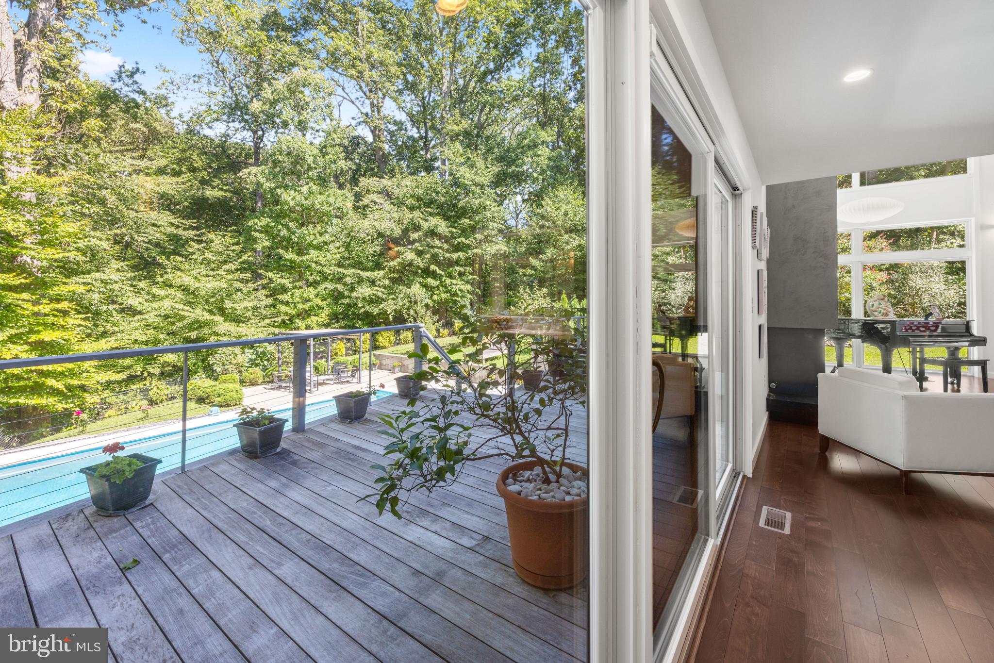 914 COACHWAY