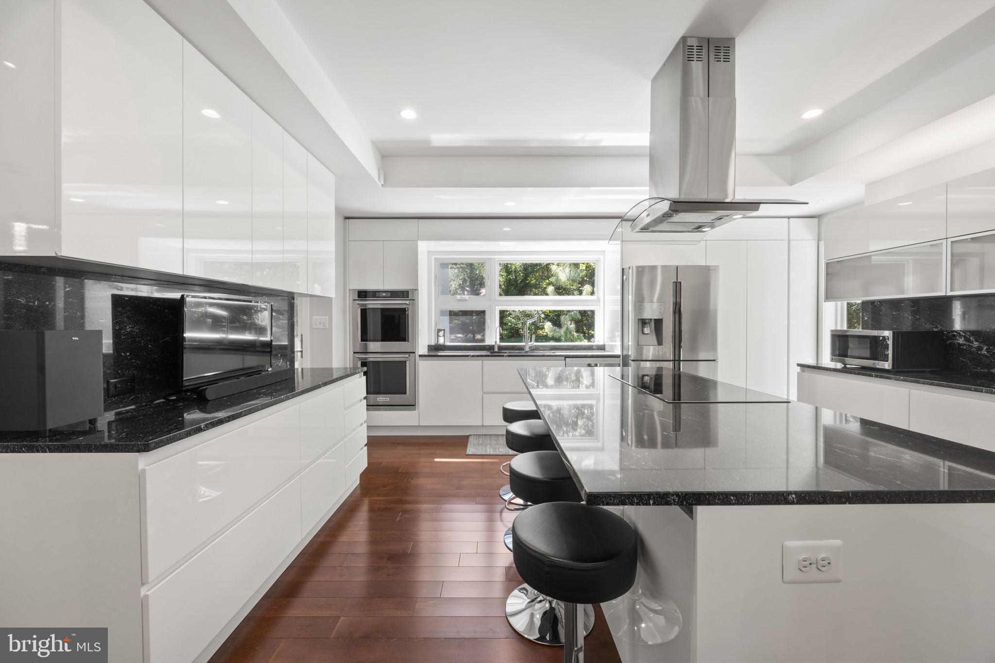 914 COACHWAY