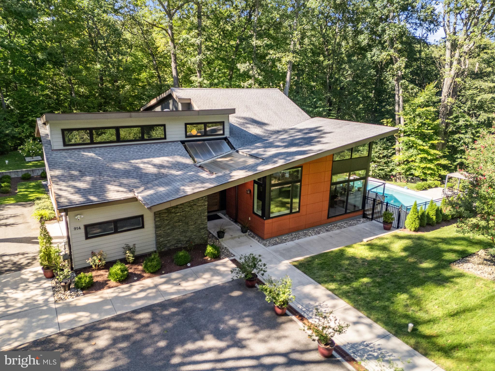 914 COACHWAY