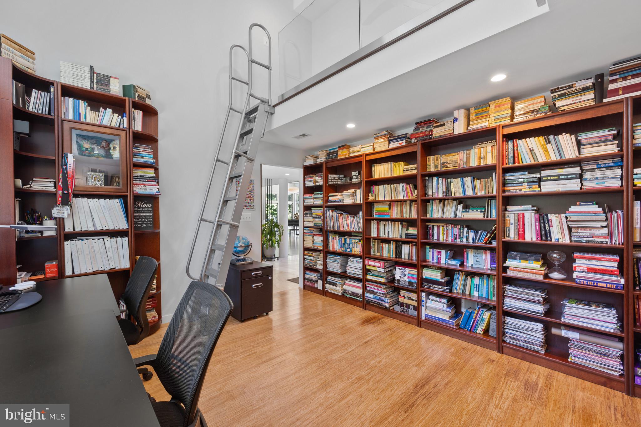 914 COACHWAY